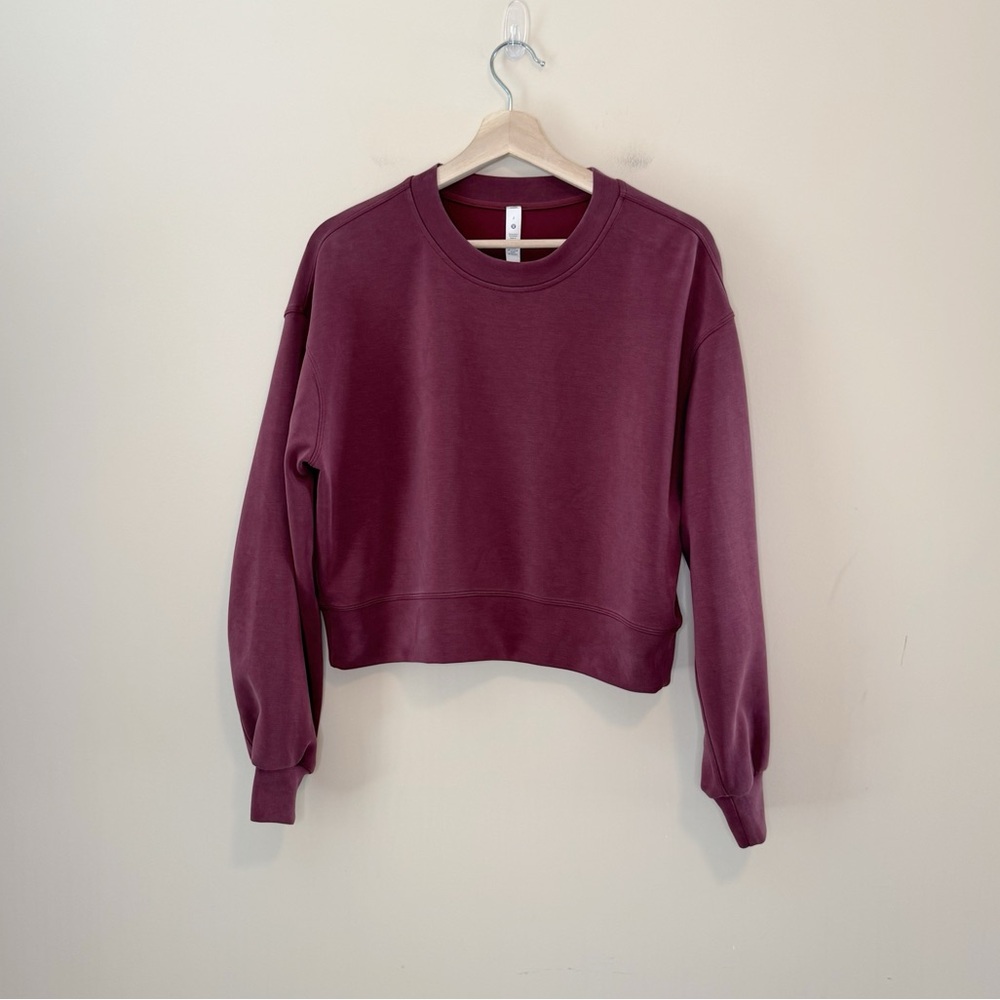 Lululemon Perfectly Oversized Cropped Crew Softstreme
Red Merlot Size 2